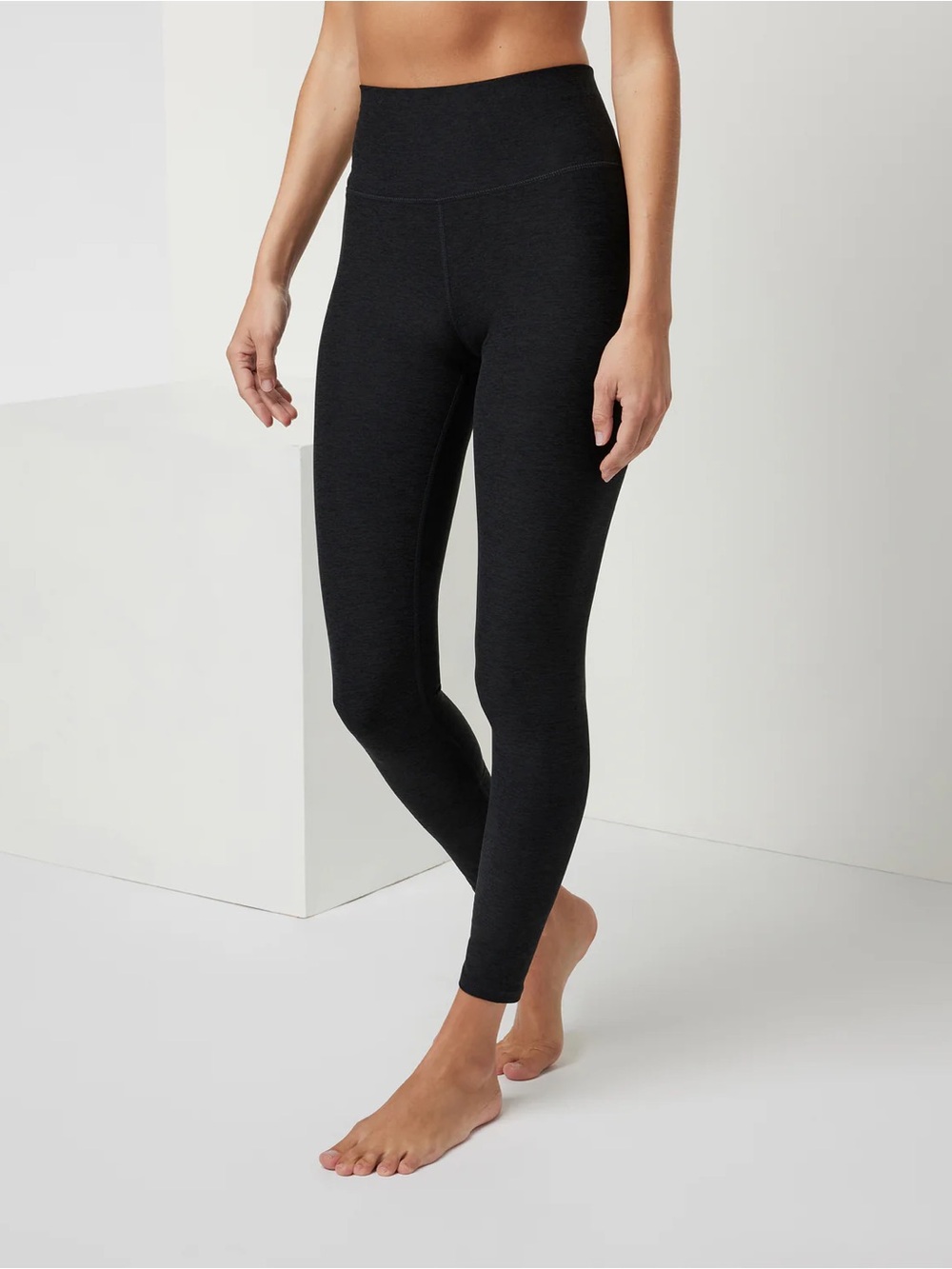 Vuori Clean Elevation Leggings Women’s Large Black Heather Ankle Pants VW444 L